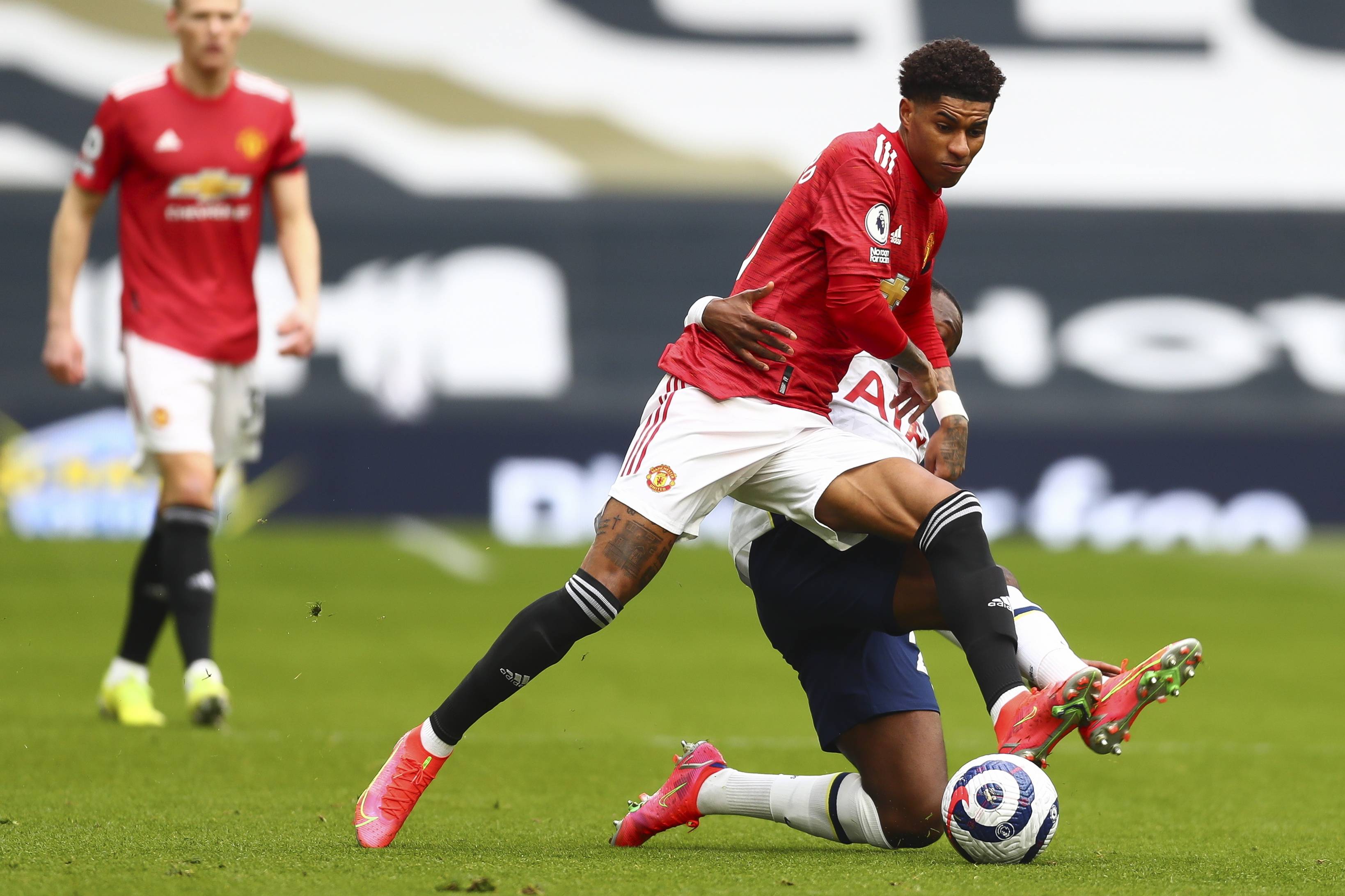 赛场上取得 赛场上取得